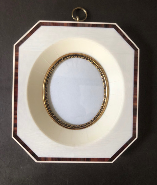 Miniatur/Foto-Rahmen mit Mammut-Elfenbein belegt Bildgröße 4x5 auß. 9x10cm