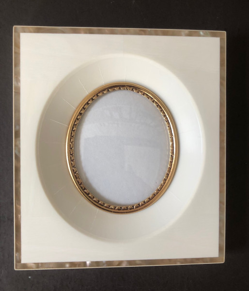 Miniatur/Foto-Rahmen mit Mammut-Elfenbein belegt Bildgröße 5x6auß.11,5x10,5cm